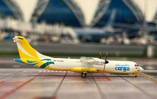 JC Wings 1:400 Cebu Pacific Cargo ATR72-500F RP-C7252 XX40066 [Width 6.5 Length 6.5 Height 1.5 cm] 6