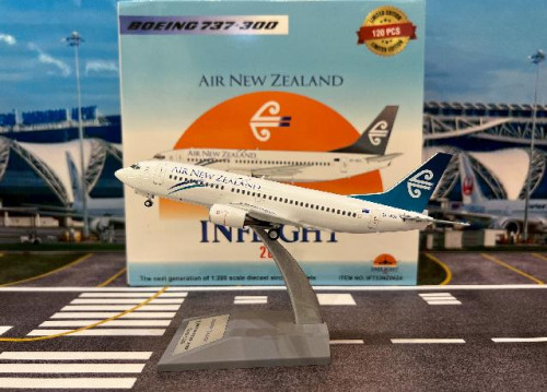  Inflight 1:200 Air New Zealand 737-33R ZK-NGA IF733NZ0624 [Width 14 Length 17 Height 5.5 cm]