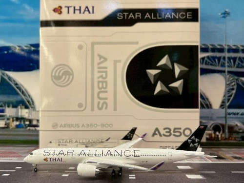 JCWings 1:400 Thai A350-900XWB Star Alliance HS-THQ XX40201 [Width 16 Length 16.5 Height 4 cm]