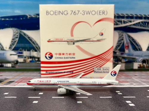 Phoenix 1:400 China Eastern 767-300ER B-2568 PH1961