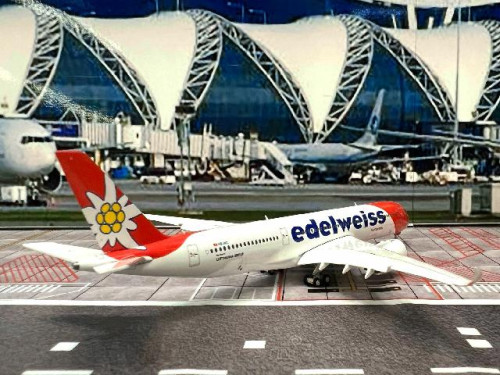 Gemini Jets 1:400 Edelweiss A350-900 HB-IHC Flap Down GJ2315F 3