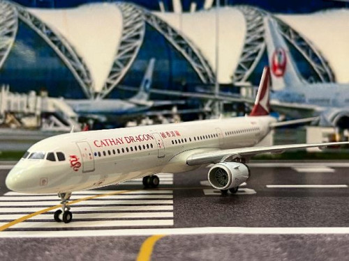 JC Wings 1:200 Cathay Dragon A321 B-HTG EW2321007 [Width 17.5 Length 22 Height 6 cm] 5