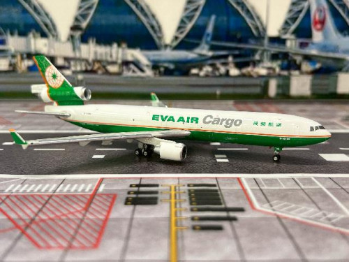 Phoenix 1:400 Eva Air Cargo MD-11 B-16106 PH12043 [Width 12 Length 15 Height 4.5 cm] 2