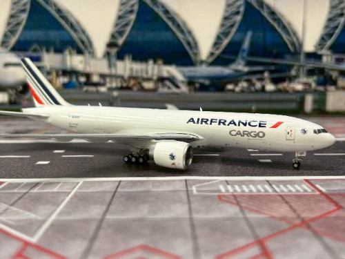 Gemini Jets 1:400 Air France Cargo 777-200LRF F-GUOC GJ2159 [Width 16 Length 17 Height 5 cms] 2