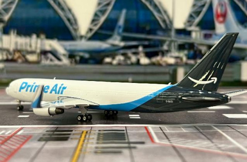 Phoenix 1:400 Amazon Prime B767-300ER C-GAZI P4674 [Width 12 Length 13.5 Height 3.5 cm] 8