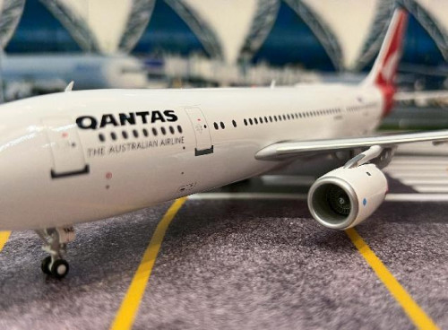 Inflight 1:200 Qantas A300B4-203 VH-TAC IF300QF1125 [Width 22.5 Length 27 Height 8 cm] 7