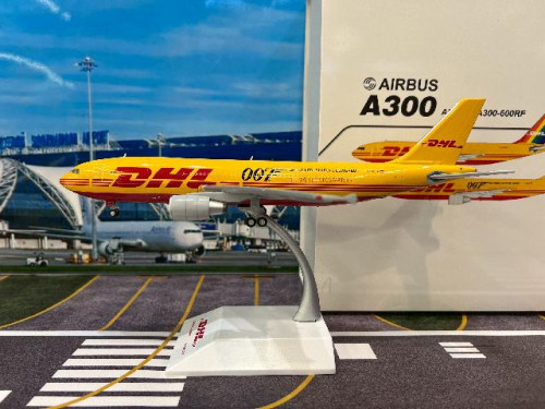JCWings 1:200 DHL A300-600R(F)‘007’D-AEAK SA2019 [Width 22.5 Length 27 Height 8 cm]