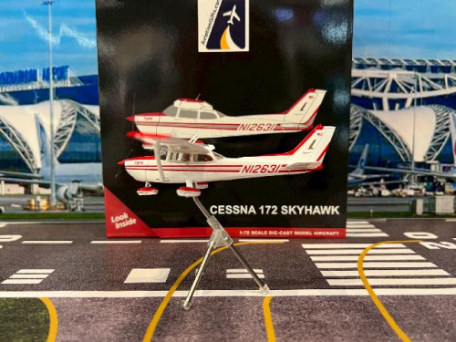 Gemini Jets 1:72 Cessna 172S II N12631 Gypsy GG021 [Width 15 Length 12 Height 3.5 cm]