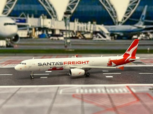 Phoenix 1:400 Qantas Freight A321 VH-XF4 PH1972 1