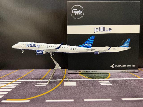 Gemini Jets 1:200 JetBlue ERJ-190-100IGW N323JB “Only Blue”G21335 [Width 14 Length 18.5 Height 5 cms