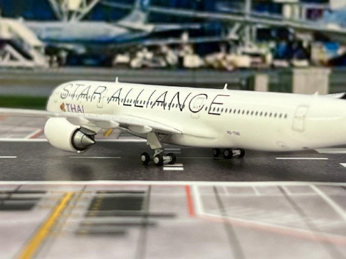 JCWings 1:400 Thai A350-900XWB Star Alliance HS-THQ XX40201 [Width 16 Length 16.5 Height 4 cm] 7