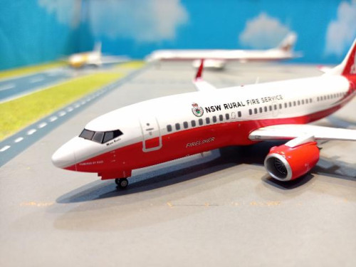 G2994 1:200 NSW Rural Fire Service 737-300 N318CG [Width 14 Length 17 Height 5.5 cms] 4
