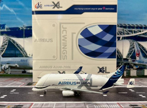 JC Wings 1:400 Airbus A330-743L Beluga XL6 F-GXLO LH4358 [Width 15 Length 16 Height 4.5 cm]