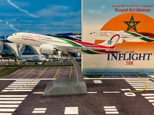 Inflight 1:200 Royal Air Maroc 787-8 CN-RGC IF788CN0625 [Width 30 Length 29 Height 8 cms]