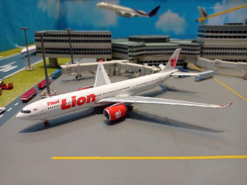 PH1610 1:400 Thai Lion Air A330-900neo HS-LAL [Width 16 Length 16 Height 4 cms]