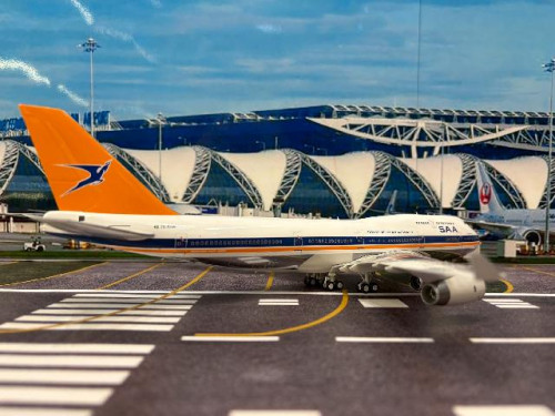 Inflight 1:200 South African 747-444 ZS-SAW IF744SA0524P [Width 30 Length 35 Height 6 cms] 4