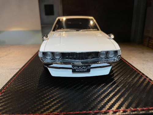IG2605 1:18 Toyota Celica 1600GT LB(TA27)Whi With Enginr [Width 10 Length 25 Height 7 cms] 6