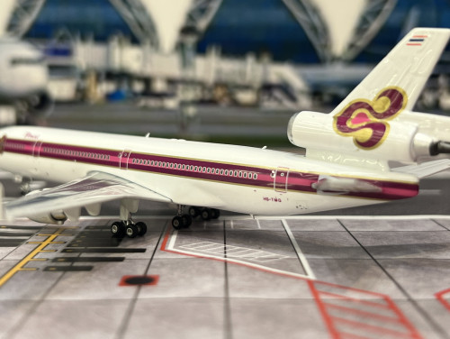Phoenix 1:400 Thai MD-11 HS-TMG PH1758 [Width 12 Length 15 Height 4.5 cm] 7