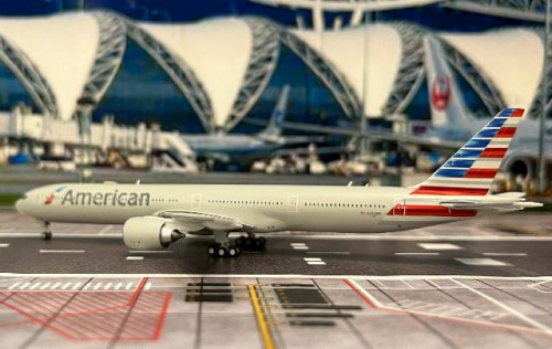 Gemini Jets 1:400 American 777-300ER N722AN GJ2303 [Width 16 Length 18 Height 5 cm] 3