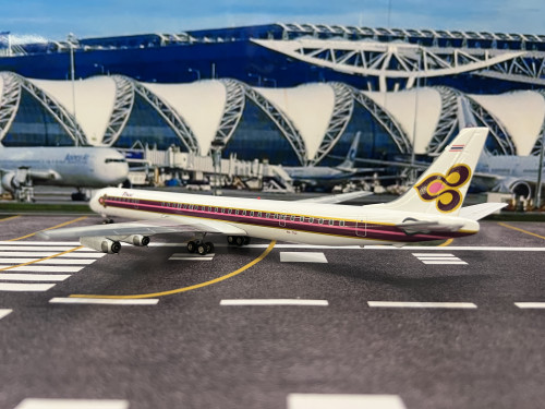 Infight200 1:200 Thai Airways DC-8-63 HS-TGZ IF863TG1023 2