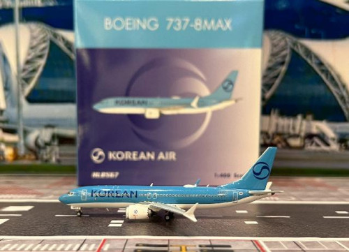 Phoenix 1:400 Korean Air 737-8Max HL8567 P4669 [Width 9 Length 9.5 Height 3 cm]