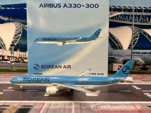 Phoenix 1:400 Korean Air A330-300 HL8025 P4656 [Width 15 Length 16 Height 4 cm]
