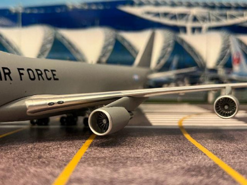 Inflight 1:200 USAF Boeing YAL-1A (747-4G4F) #00-0001 IFAL1USAF001 [Width 32.5 Length 36 Height 10 c 7