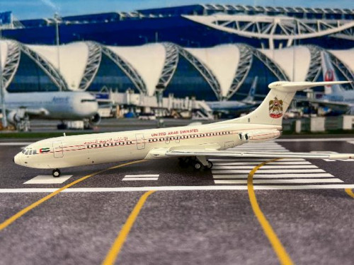 JC Wings 1:200 UAE Government VC-10 Srs1101 G-ARVF LH2384 [Width 22 Length 24 Height 6 cms] 1
