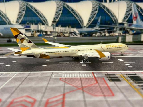 Gemini Jets 1:400 Etihad 777-9 A6-FAA GJ2277 [Width 16.5 Length 19.5 Height 4.5 cm] 4
