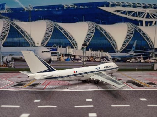 Phoenix 1:400 Air France 747-100 F-BPVC PH1921 [Width 16 Length 16.5 Height 4.5 cm] 3