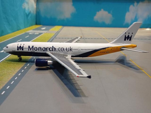 JCWings LH2319 1:200 Monarch A300-600R G-OJMR [Width 22.5 Length 27 Height 8 cms] 2