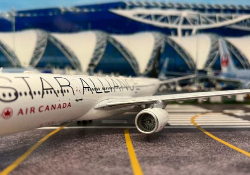Inflight 1:400 Air Canada A330-343 C-GHLM SA B333ACHLM [Width 30 Length 31 Height 8.5 cm] 7