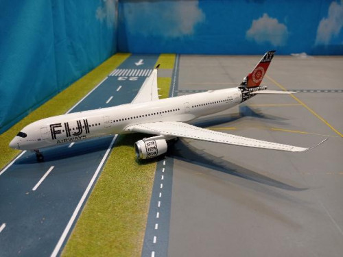 A359FJ0623 1:200 Fiji A350-941 DQ-FAI [Width 32 Length 35 Height 7 cms]