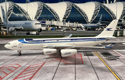 Phoenix 1:400 Aerolineas Argentinas A340-200 LV-ZRA PH1866 1