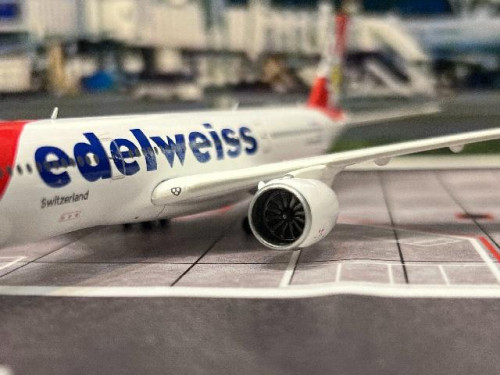 Gemini Jets 1:400 Edelweiss A350-900 HB-IHC GJ2315 6