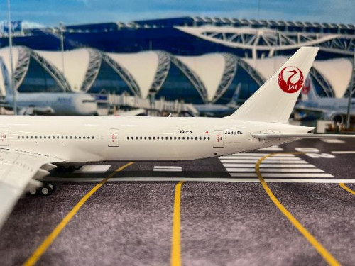 Inflight 1:200 JAL 777-346 JA8945 B773JAL945 [Width 33 Length 37 Height 8 cm] 6