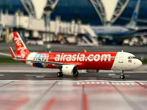 Panda Model 1:400 Thai Air Asia A321-251NX HS-EAB 62453 2