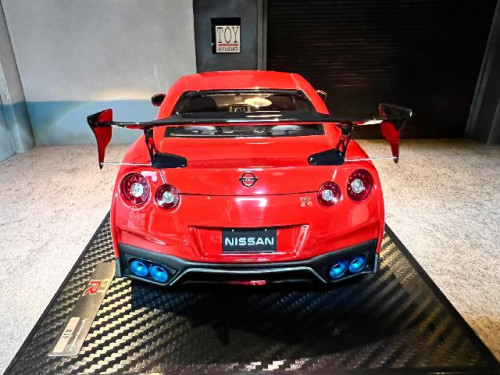Ignition [IG1759] 1:18 Nissan GT-R35 Premium Edition Red [Width 10 Length 25 Height 7 cm] 7