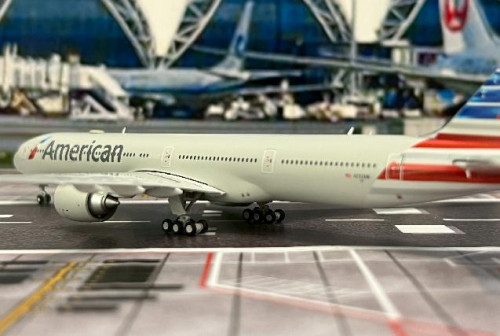Gemini Jets 1:400 American 777-300ER N722AN GJ2303 [Width 16 Length 18 Height 5 cm] 8
