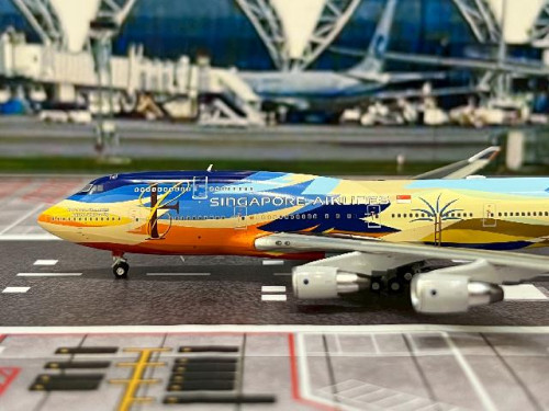 JC Wings 1:400 Singapore 747-400 9V-SPK XX40213 [Width 16 Length 17.5 Height 4.5 cm] 5
