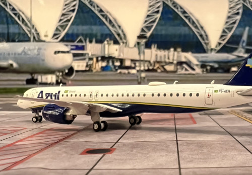 Gemini Jets 1:400 Azul E195-E2 PS-AEH GJ2199 6