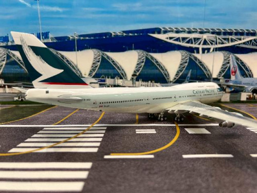 Inflight 1:200 Cathay 747-412 B-HKD WB7474053 [Width 32 Length 33 Height 10 cm] 4