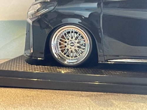 IG2429 1:18 Alphard H30W Lounge S Blk [Width 9 Length 28 Height 10 cms] 8