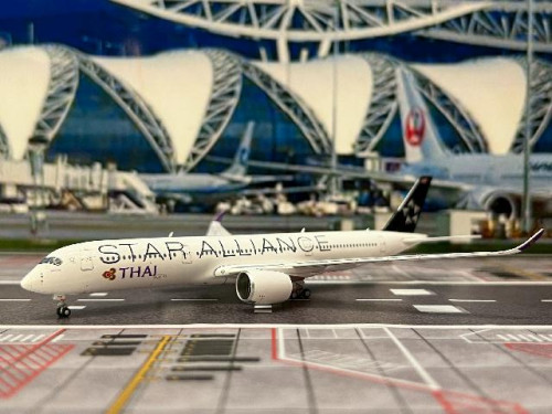JCWings 1:400 Thai A350-900XWB Star Alliance HS-THQ XX40201 [Width 16 Length 16.5 Height 4 cm] 1