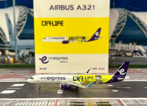 Phoenix 1:400 HK Express A321 B-LEE CR7 Life Museum Hong Kong P4657 [Width 9 Length 11 Height 2.5 cm