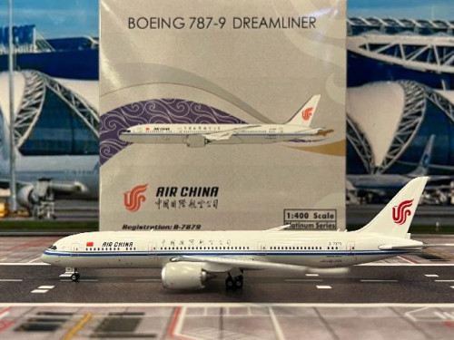  Phoenix 1:400 Air China 787-9 B-7879 PH12090 [Width 15 Length 15.5 Height 4.5 cm]