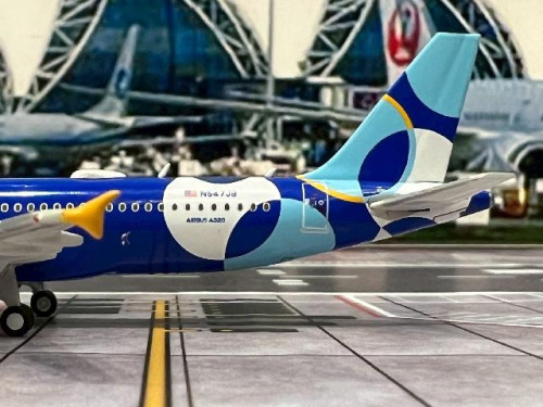 Gemini Jets 1:400 JetBlue A320-200 N547JB Forever Blue GJ2289 [Width 9 Length 9 Height 3 cms] 4