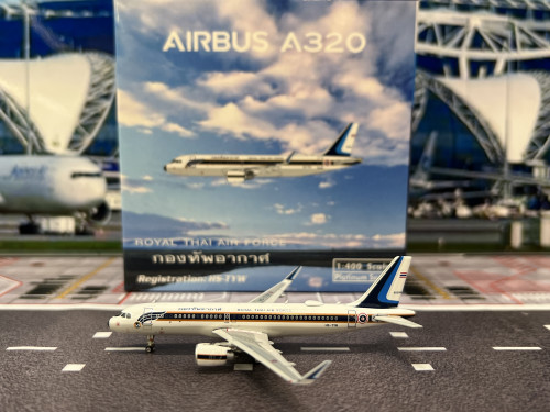 PH1686 1:400 Royal Thai Air Force A320 HS-TYW [Width 9 Length 9.5 Height 3 cm]