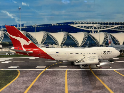 Inflight 1:200 Qantas Airways B747-338 VH-EBX IF743QF0526 [Width 30 Length 35 Height 10 cm] 3