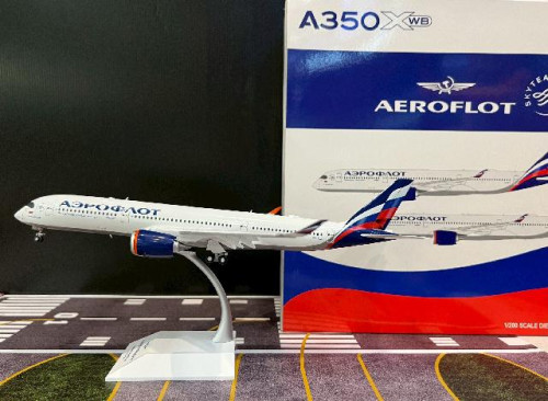 JCWings 1:200 Aeroflot A350-900XWB VP-BXA FD XX20022A [Width 32 Length 35 Height 7 cm]